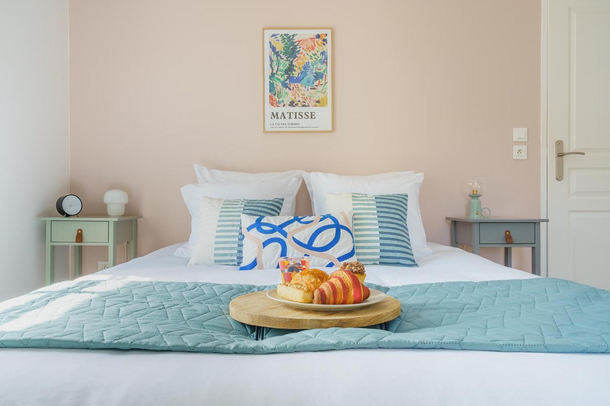 Apartment Le Pavillon Emeraude - Jardin - Parking Prive Prive - Proche Chantilly & Parc Asterix - Kids Friendly Jeux Babyfoot Tram-poline - Rer D Direct Paris Coye-la-Forêt