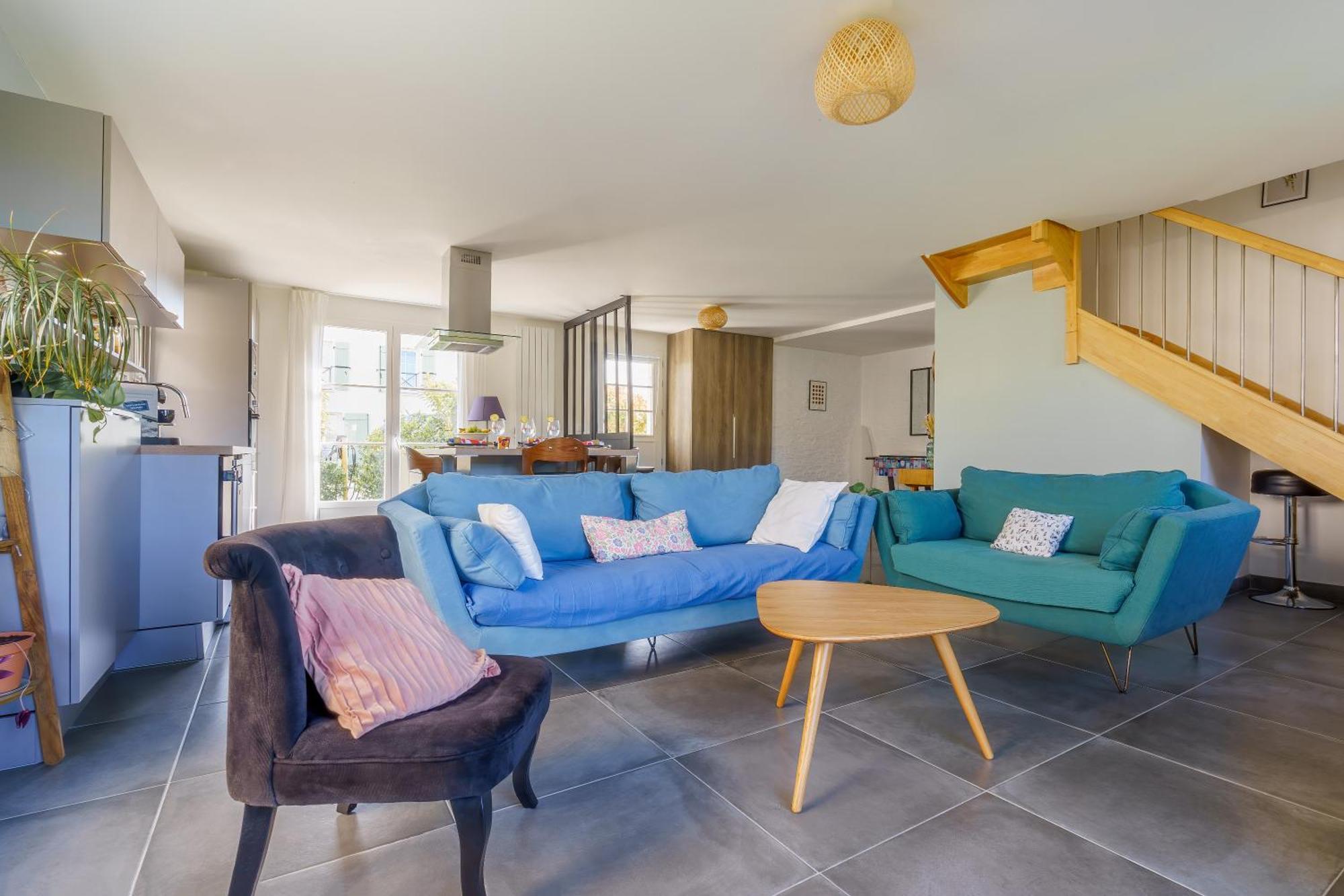 Apartment Le Pavillon Emeraude - Jardin - Parking Prive Prive - Proche Chantilly & Parc Asterix - Kids Friendly Jeux Babyfoot Tram-poline - Rer D Direct Paris *
